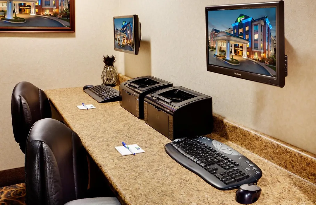 Holiday Inn Express Hotel & Suites Warwick-Providence Airport By Ihg-1